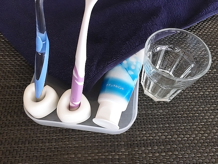 歯磨き粉のパッケージ色ほとんどブルーベース